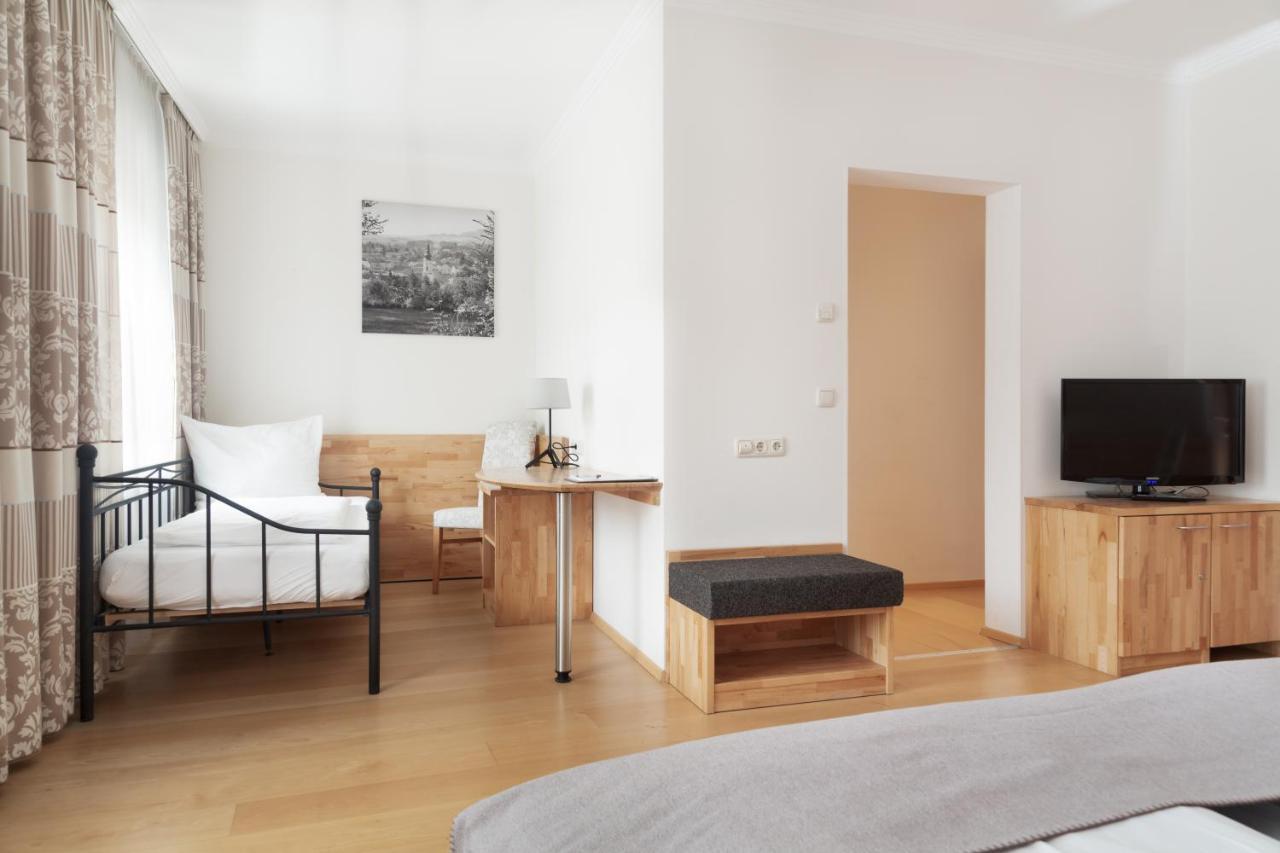 Fruhstuckshotel Scharinger Haag am Hausruck Экстерьер фото