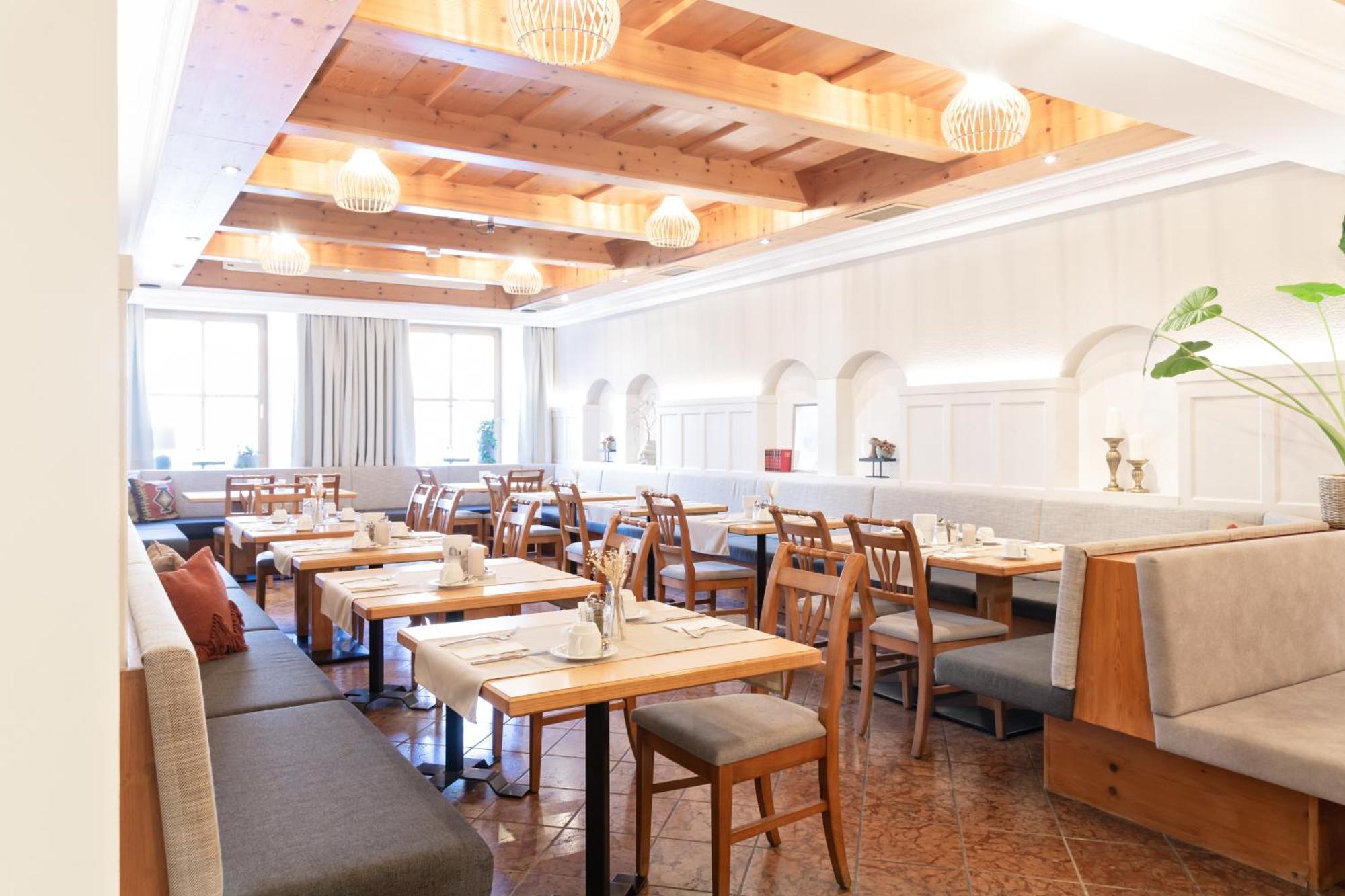 Fruhstuckshotel Scharinger Haag am Hausruck Экстерьер фото