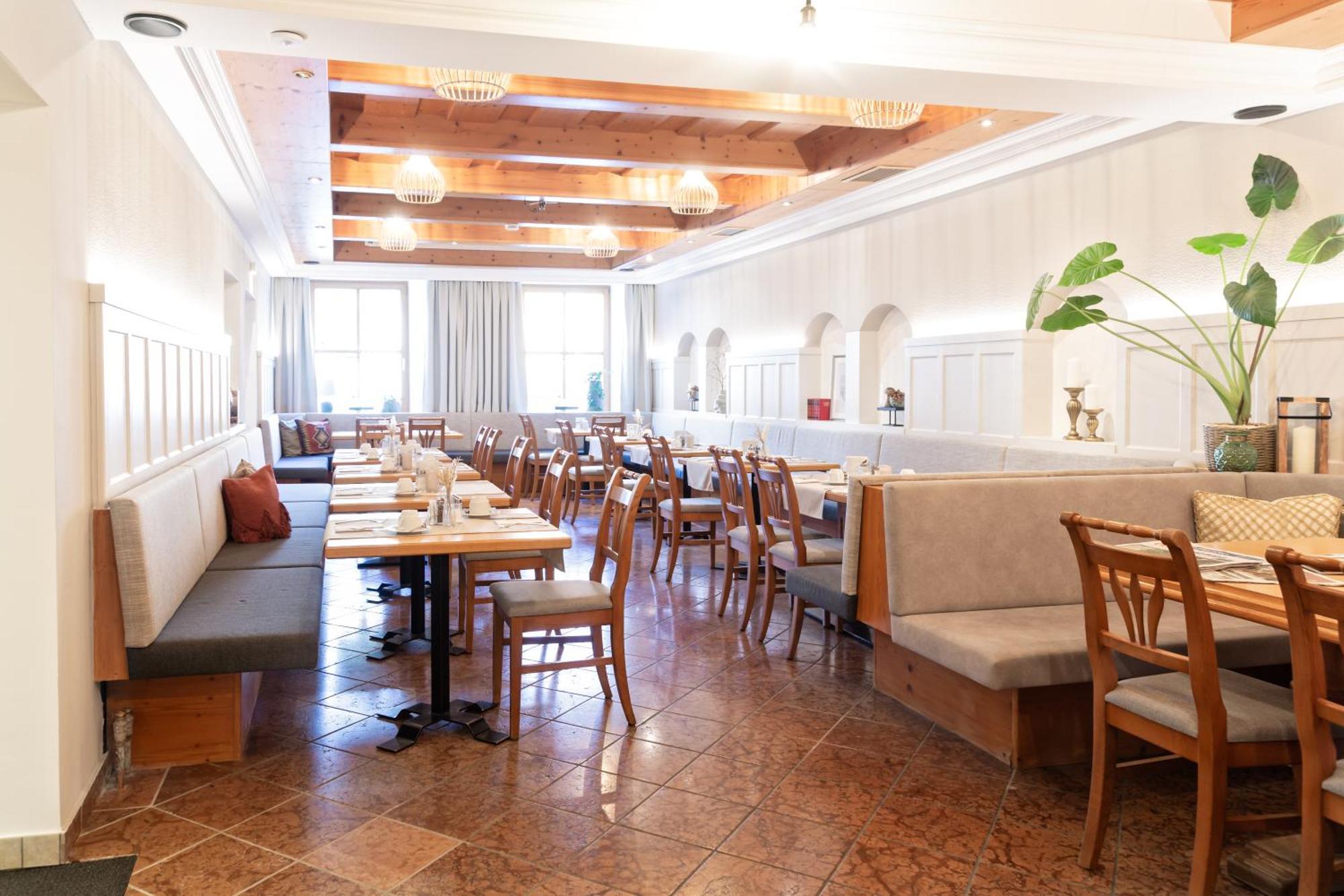 Fruhstuckshotel Scharinger Haag am Hausruck Экстерьер фото